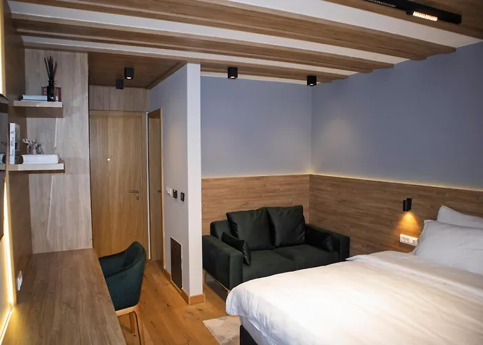 D242 & D243 In Vucko Apartment 4*