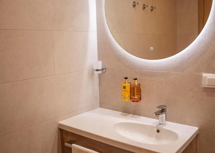 D242 & D243 In Vucko